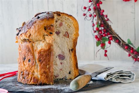 panettone italian domed cake